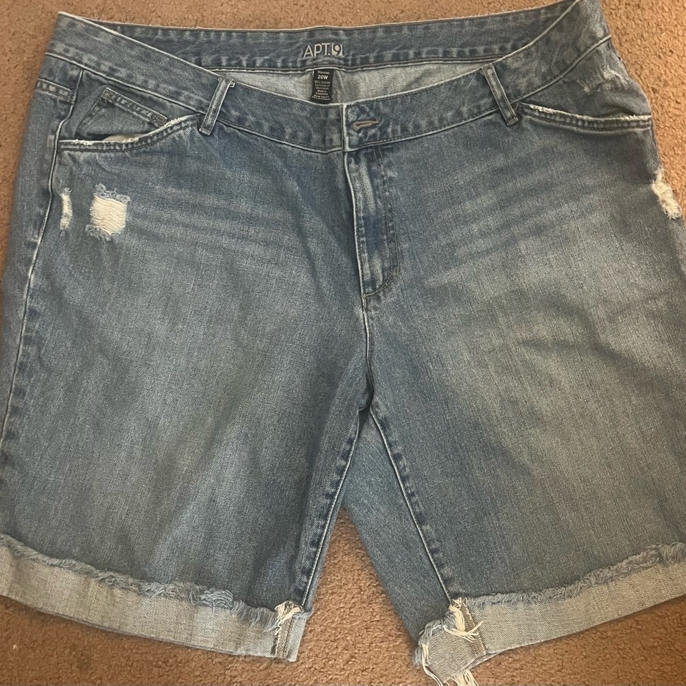 Apt. 9 Women's Distressed Blue Jean Shorts